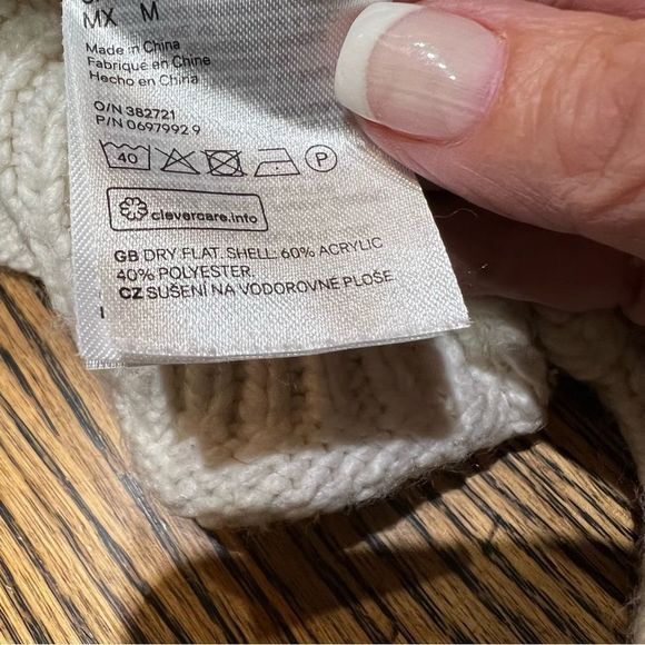 H&M Cream Off-the-Shoulder Sweater - Picture 6 of 7